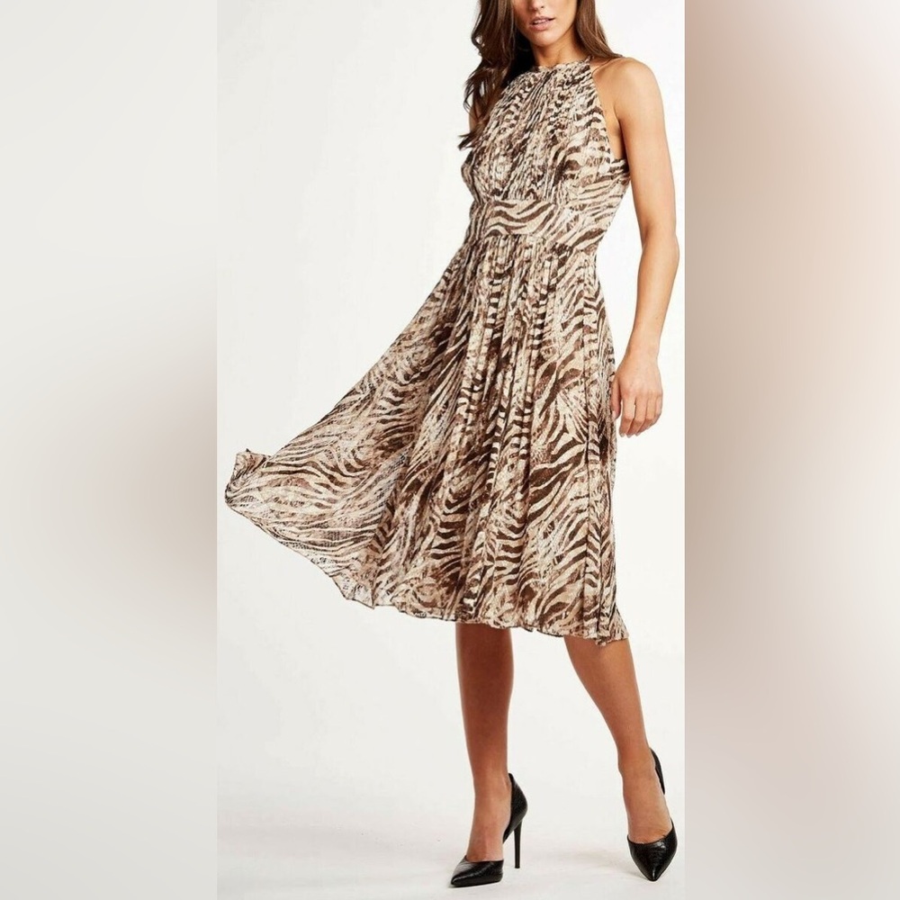 NWOT - Elise Tahari Dominica Dress